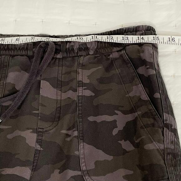 Athleta Farallon Jogger Pants Women’s 6 Green Khaki Camo Stretch Drawstring - Picture 10 of 13